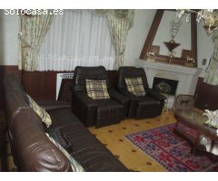 Chalet en Venta en Lugones, Lugo