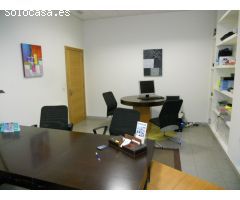 Local comercial en Venta en Lugones, Lugo