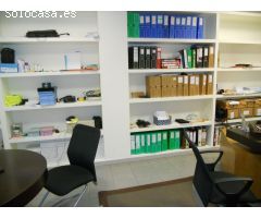 Local comercial en Venta en Lugones, Lugo