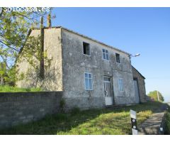 Chalet en Venta en Lugones, Lugo