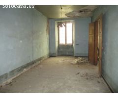 Chalet en Venta en Lugones, Lugo