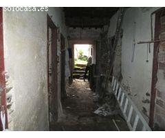 Chalet en Venta en Lugones, Lugo