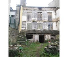 Chalet en Venta en Lugones, Lugo