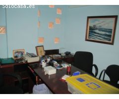 Local comercial en Venta en Lugones, Lugo
