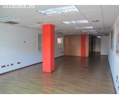 Local comercial en Alquiler en Lugones, Lugo