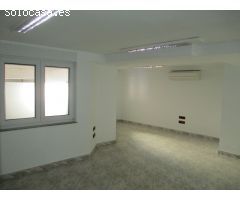 Local comercial en Alquiler en Lugones, Lugo