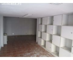 Local comercial en Alquiler en Lugones, Lugo