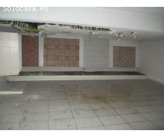 Local comercial en Alquiler en Lugones, Lugo
