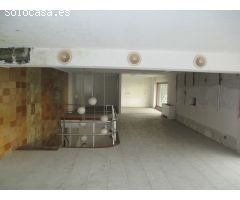 Local comercial en Alquiler en Lugones, Lugo