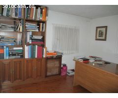 Local comercial en Venta en Lugones, Lugo