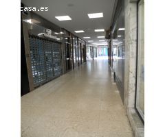 Local comercial en Alquiler en Lugones, Lugo