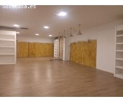 Local comercial en Alquiler en Lugones, Lugo
