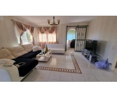Chalet en Venta en la Nucia, Alicante