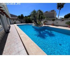 Chalet en Venta en Benidorm, Alicante