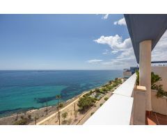 ¡ESPECTACULAR ÁTICO´DÚPLEX, FRENTE AL MAR, EN UN ENTORNO ÚNICO, EN PLAYA DEL TORRES!