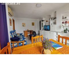 Vive en Poniente: Apartamento de 1 Habitación con Piscina y Jardín