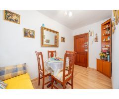 ¡BONITO Y ACOGEDOR PISO EN ZONA CENTRICA DE VILLAJOYOSA, A UN PASO DE TODOS LOS SERVICIOS!