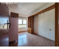 **???? Amplio piso en Avenida del Mediterráneo – Ideal para familias con excelente ubicación**