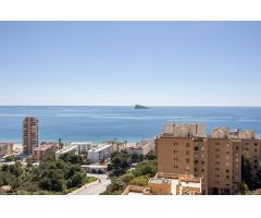 ¡ESPECTACULAR Y AMPLIO PISO DE LUJO, EN PLAYA PONIENTE, CON VISTA AL MAR Y CERCA DE LA PLAYA!