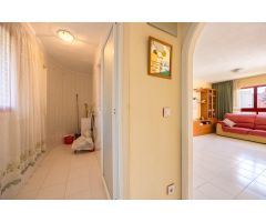 Apartamento de 1 Dormitorio con Gran Urbanización en Rincon de Loix Alto
