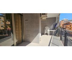 Piso de 2 dormitorios con Terraza y Garaje en Colonia Madrid, listo para entrar a vivir.