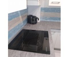 ¡Se vende acogedor estudio en Calle Mar Báltico, Torrevieja!