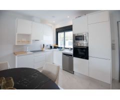 Chalets independientes de nueva construccion en Pinar de Campoverde