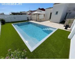 Chalet reformado en la Urbanizacion San Luis de Torrevieja
