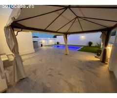 Chalet reformado en la Urbanizacion San Luis de Torrevieja