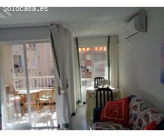 Estudio con piscina en Torrevieja cerca de la playa del Cura