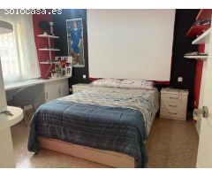 Planta baja en finca de solo tres vecinos. Terraza de 50 m2 y bodega