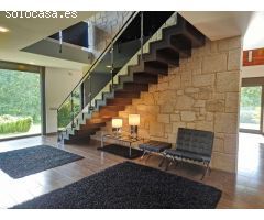 Casa en Venta en Villamateo, La Coruña