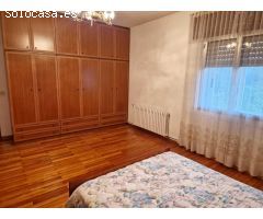 Casa en Venta en Amés, La Coruña