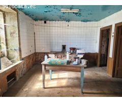CASA DE PIEDRA CON FINCA SEGREGABLE, ZONA VICESO, BRION