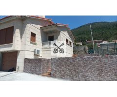 Chalet en Venta en Moià, Pontevedra