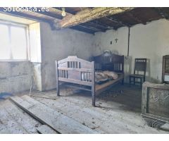 CASA DE PIEDRA CON AMPLIO TERRENO EN ZONA DE CORNANDA, BRION