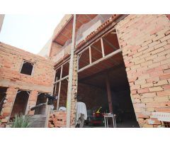 Gran casa unifamiliar para terminar a tu gusto!!