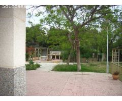 CHALET EN ELCHE EN ZONA SALADAS