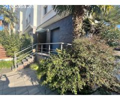 Adosada en venta en Urbanización Sant Jordi, Torredembarra: ¡Tu nuevo hogar te espera!