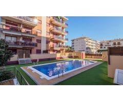 Ático de tres dormitorios en lEstany - Playa de Calafell