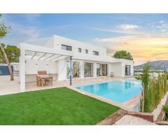 Chalet en Venta en Teulada, Alicante
