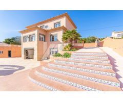 Chalet en Venta en Calpe / Calp, Alicante