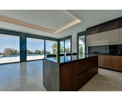Villa de Lujo en Venta en Finestrat, Alicante