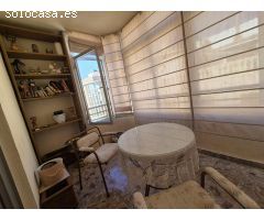 AMPLIO PISO DE 267 m2 CON GRAN COCINA-COMEDOR EN ALMORADÍ