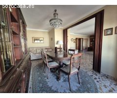 AMPLIO PISO DE 267 m2 CON GRAN COCINA-COMEDOR EN ALMORADÍ