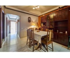 CASA CON DOS VIVIENDAS EN EL CORAZON DE CALAFELL PUEBLO
