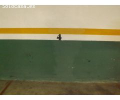 Buena plaza de garaje ubicada en el mismísimo centro de Calafell Pueblo.