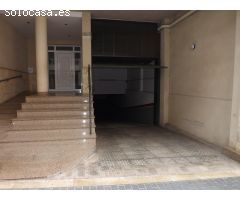 Buena plaza de garaje ubicada en el mismísimo centro de Calafell Pueblo.
