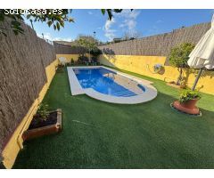 PRECIOSA CASA EN cALAFELL CON PISCINA PROPIA .