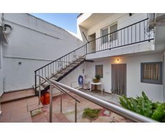 CASA CON DOS VIVIENDAS EN EL CORAZON DE CALAFELL PUEBLO